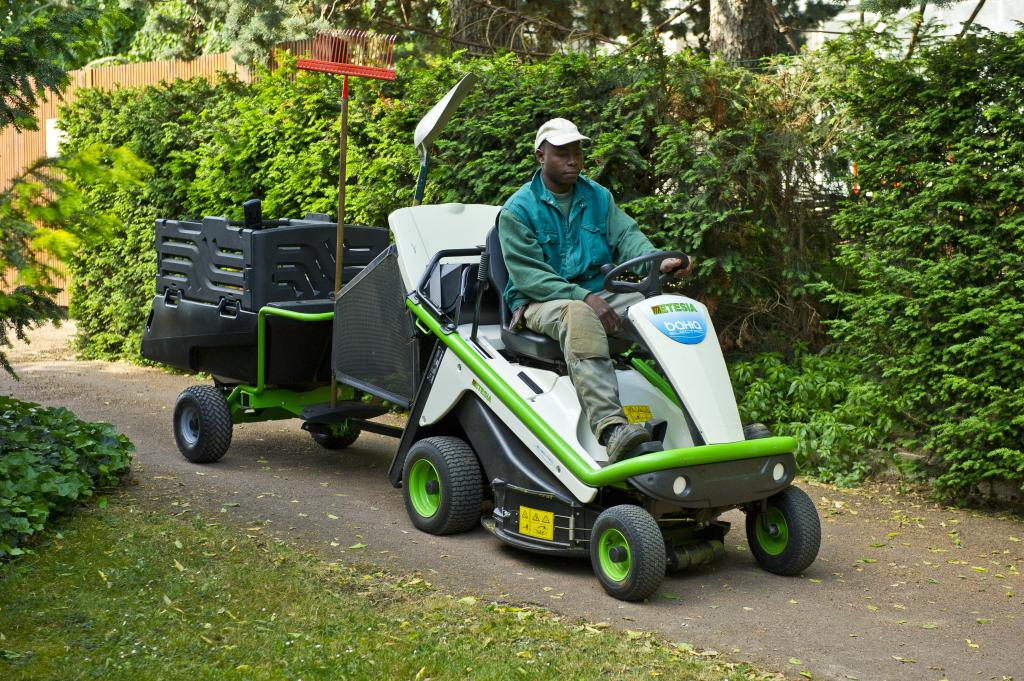 Etesia M2E - Aufsitzmäher im Test - sehr gut 